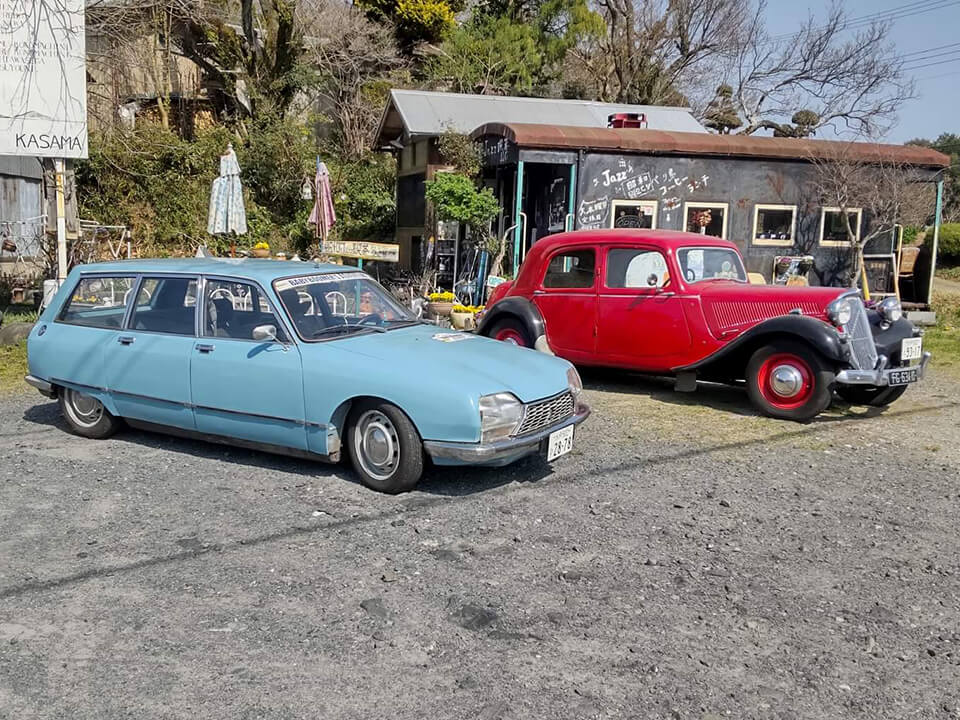 昭和ジャズ喫茶2CV(ドゥシー)